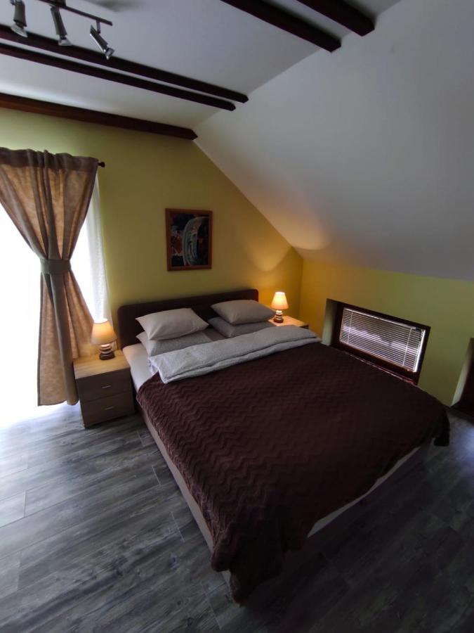 Accommodation "Old Town Dreznik" Rakovica Dış mekan fotoğraf